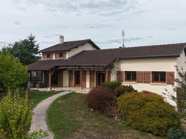 Maison, Senozan