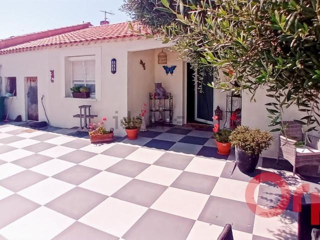 Maison, Sérignan