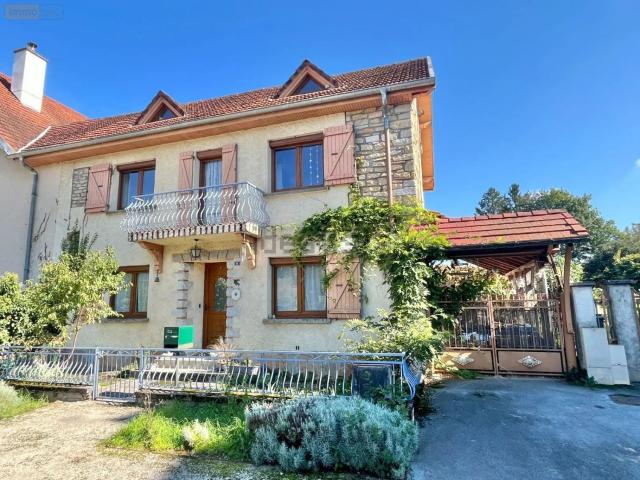 Maison, Serre les Sapins