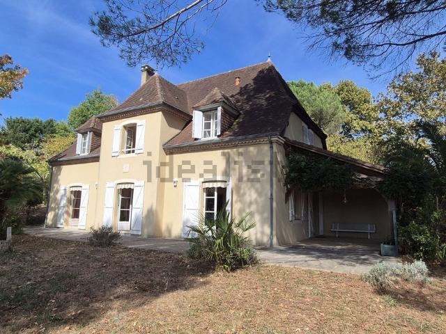 Maison, Serres Castet