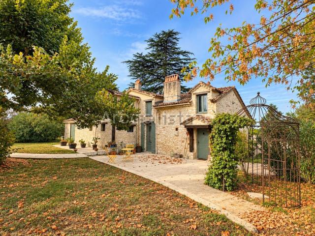 Maison, Serres et Montguyard