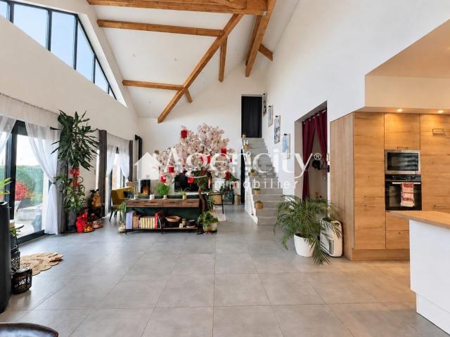 Maison, Serris