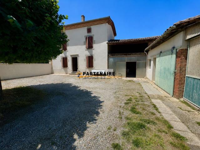Maison, Serves sur Rhône