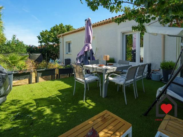 Maison, Servian