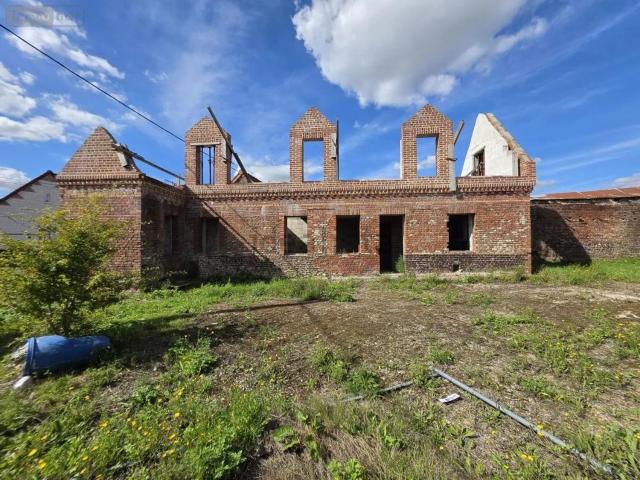 Maison, Servins