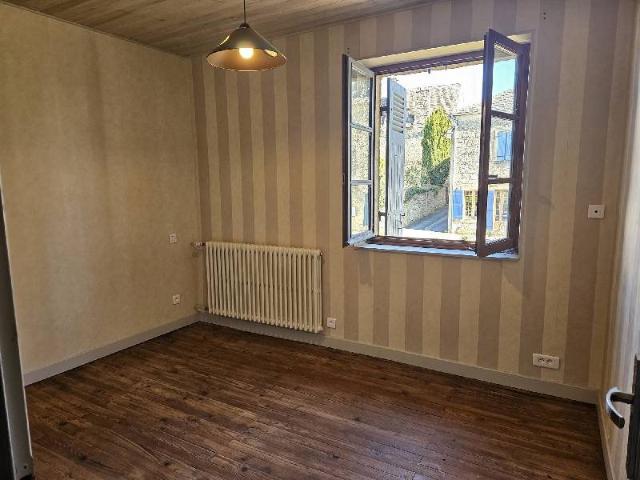 Maison Situé au cur du magnifique village de Saint Avit Sé. 103m² Saint Avit Sénieur