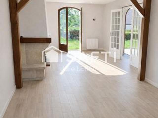 Maison située au cœur du village d'Amné, 89m², 5 pièces