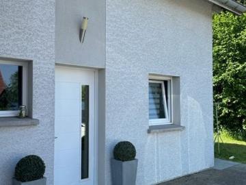 Maison à louer à Doubs - Jardin