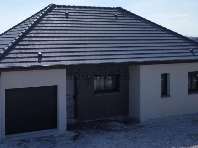 Maison, Signy Signets