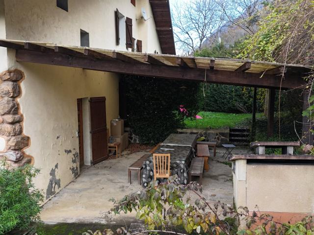 Maison spacieuse avec potentiel à Chamoux sur Gelon 221m² Chamoux sur Gelon