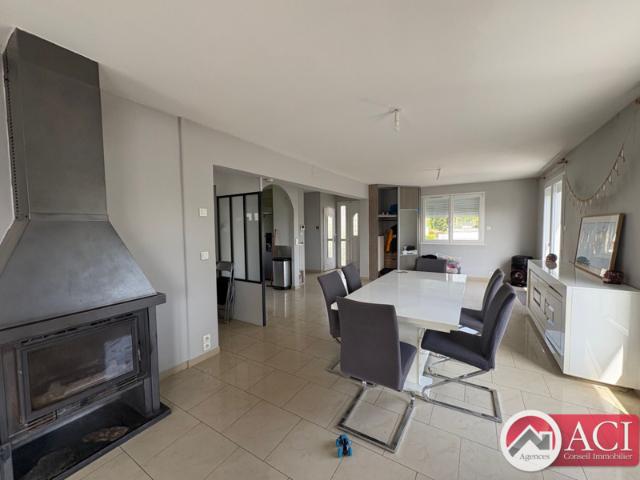 Maison Spacieuse de 8 pièces sur Sainte Geneviève !