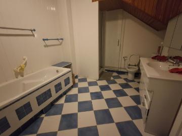 Maison spacieuse 7 pièces à louer à Saint Nazaire Réf 5344