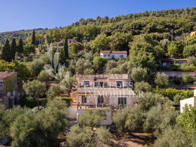 Maison, Spéracèdes
