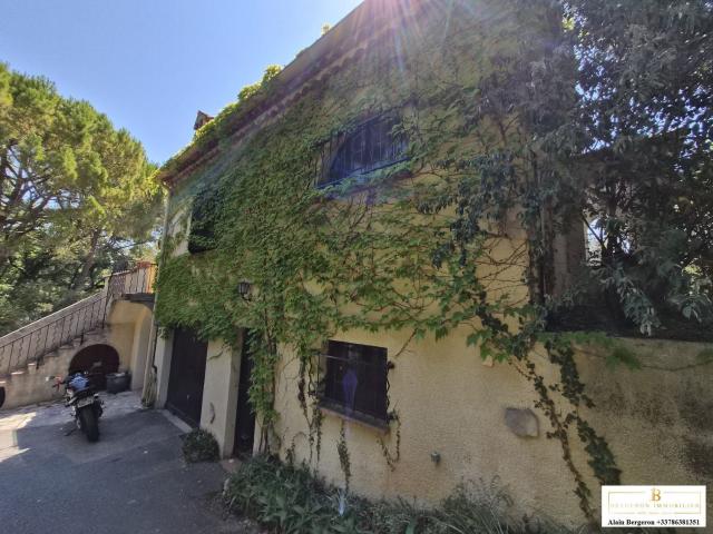 Maison, Spéracèdes