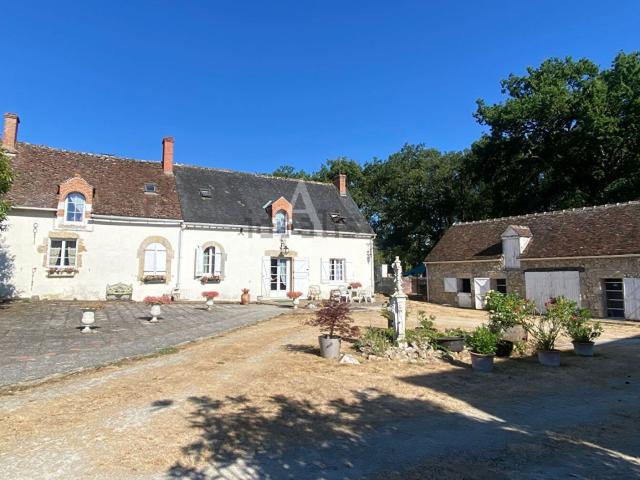 Maison, Sully la Chapelle