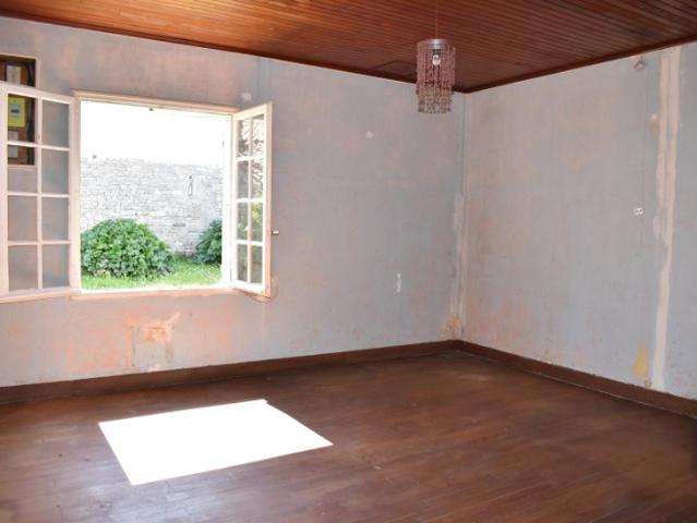 MAISON SUR BEAU JARDIN