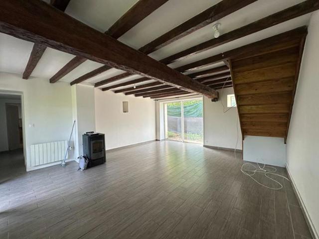 Maison de 85 m² sur la commune de Rouvres les Bois 36110
