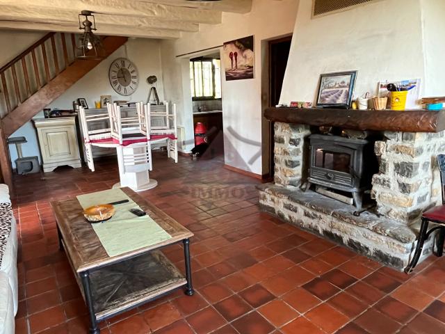 Maison sur les hauteurs de Saint Ambroix