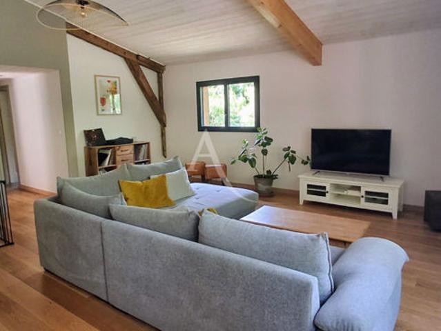 Maison sur parcelle de 11235m2 FAUGERES