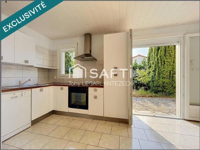 Maison sur sous sol complet avec 3 chambres