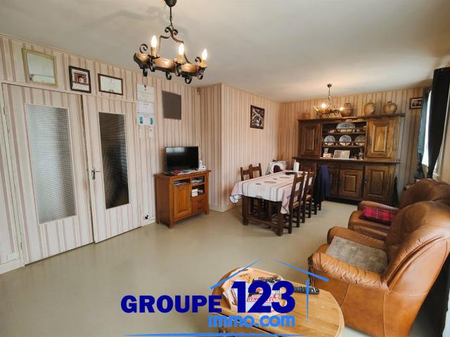 Maison sur sous sol complet avec terrain clos 82m² Laroche Saint Cydroine
