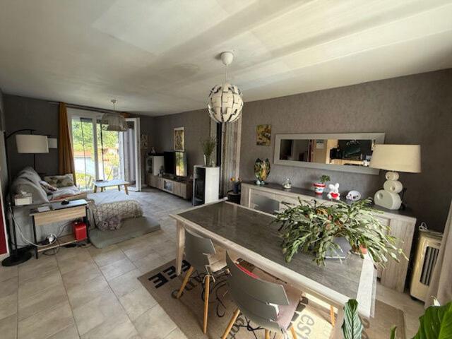 Maison sur sous sol de 74 m2 jouy sur morin 77