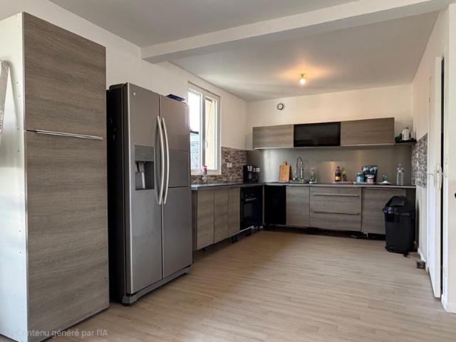 MAISON SUR SOUS SOL TOTAL QUARTIER VOISINLIEU A BEAUVAIS