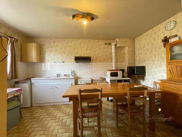 Maison sur sous sol total 3 chambres Charny 89