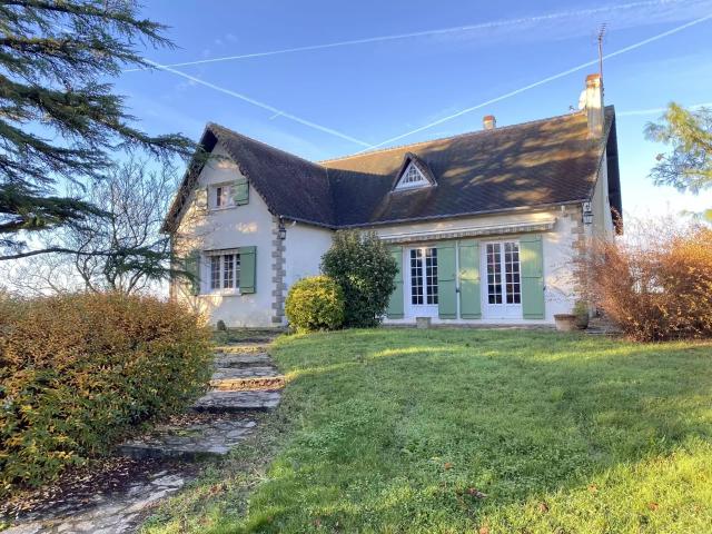 MAISON SUR SOUS SOL