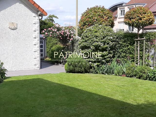 Maison Suresnes 7 pièce s 155 m2 avec joli jardin 155m² Suresnes