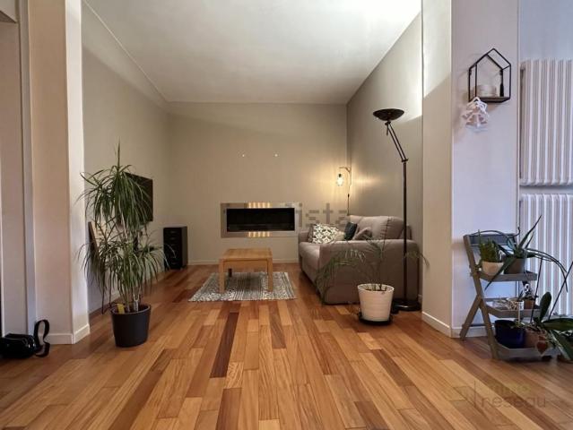 Maison, Suresnes