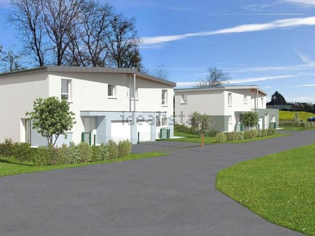Maison, Pouilley Français