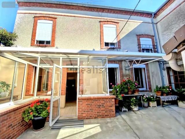 Maison, Pouillon