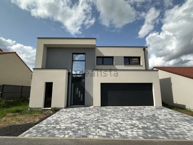 Maison, Pournoy la Grasse