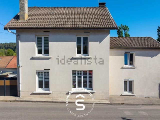Maison, Pouxeux