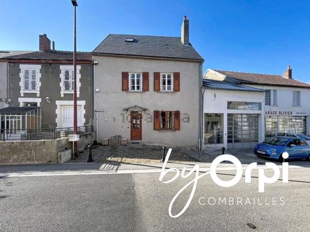 Maison, Pouzol