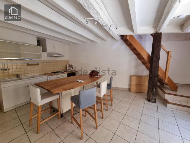 Maison, Pouzolles