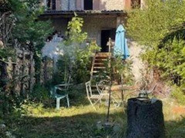 Maison, Poyols