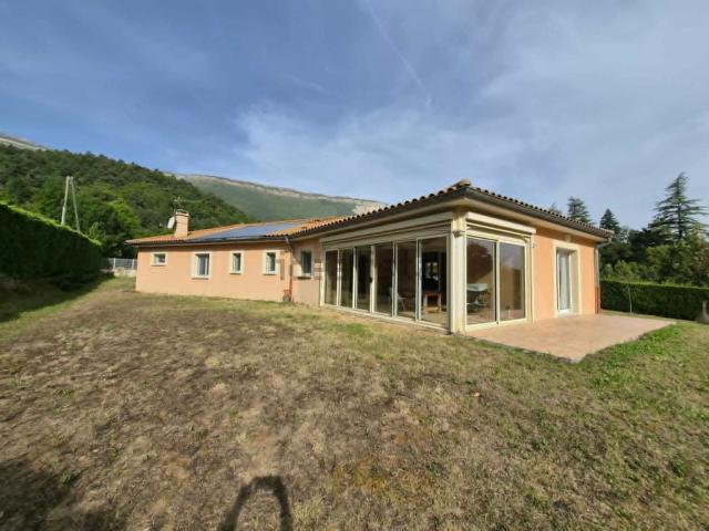Maison, Poyols
