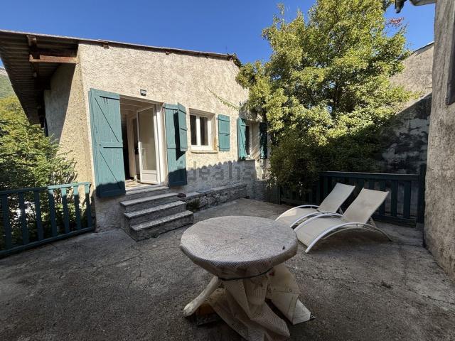 Maison, Poyols