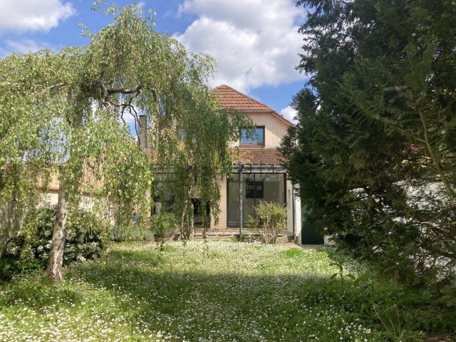 Maison, Poissy