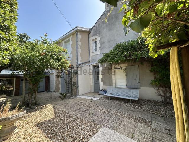 Maison, Poitiers