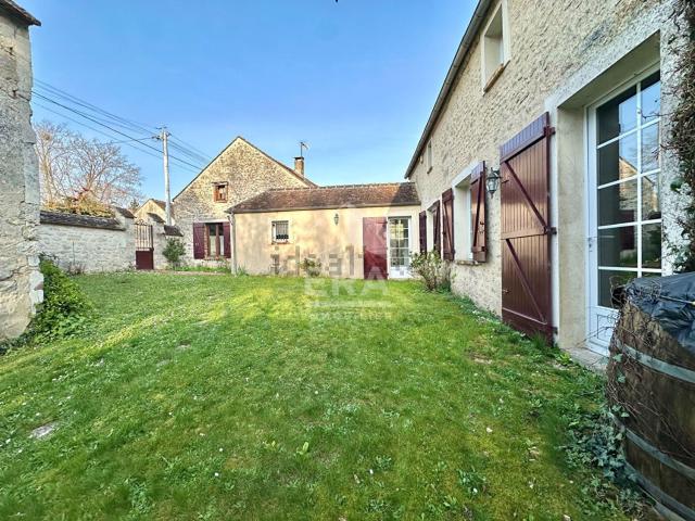 Maison, Poligny