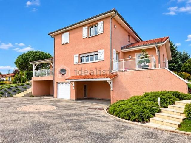 Maison, Pomeys