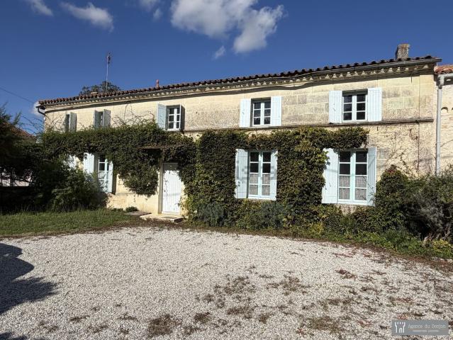 Maison, Pons