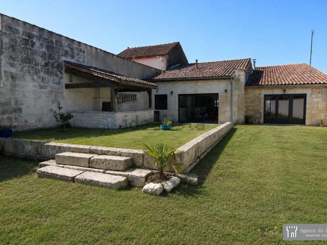 Maison, Pons