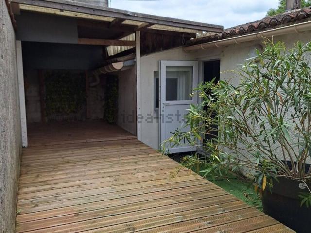 Maison, Pons