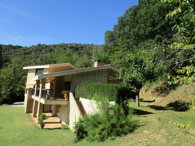 Maison, Ponsas