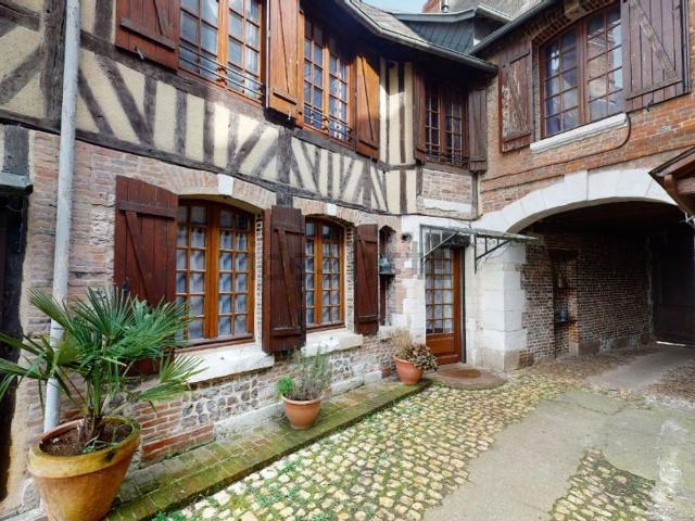 Maison, Pont Audemer