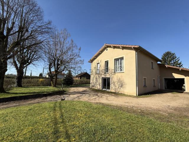 Maison, Pont de Veyle